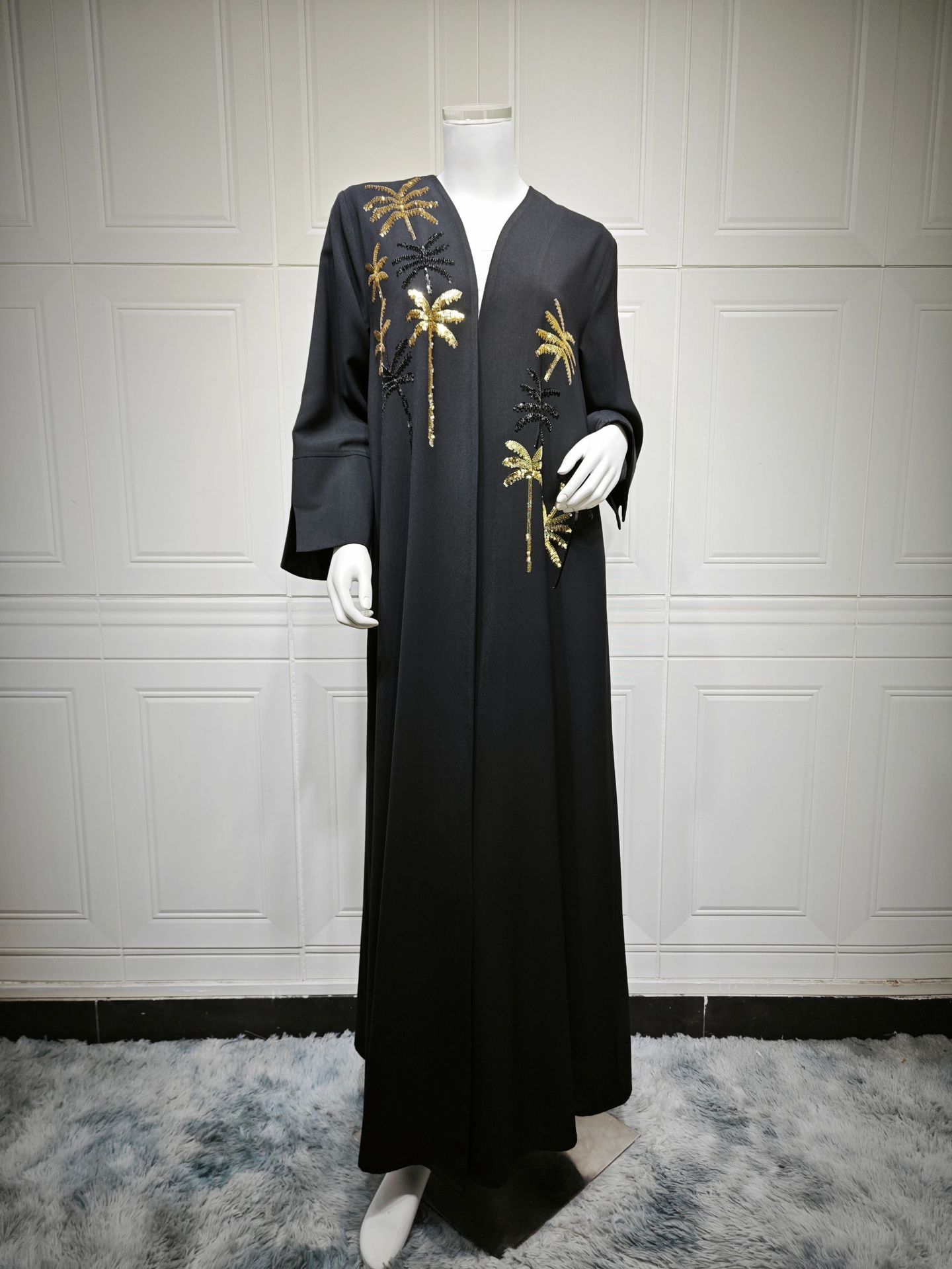 Premium bestickte Abaya "Palm Grove" Offene Robe mit Gold-Palmen Stickerei (Schwarz)