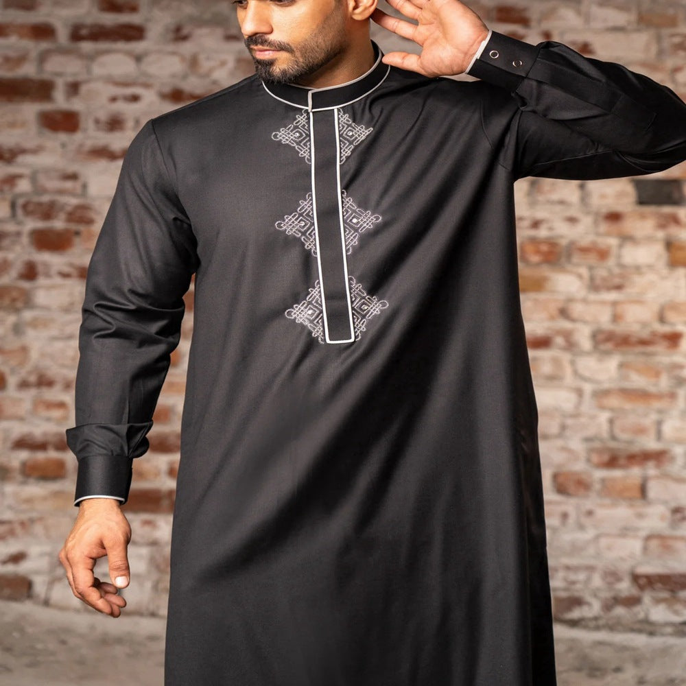 Premium Bestickter Männer-Thobe "Hassan"- Traditionelle Robe mit Silber-Stickerei (Schwarz)