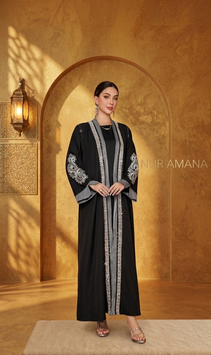 Soraya Silber-Abaya – Handgefertigte Eleganz in Tiefschwarz